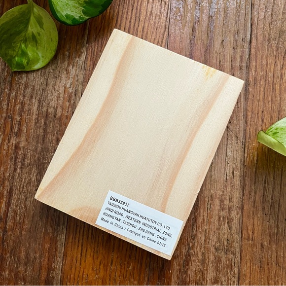 Tic Tac Toe Wooden Pegboard Game - Picture 4 of 4